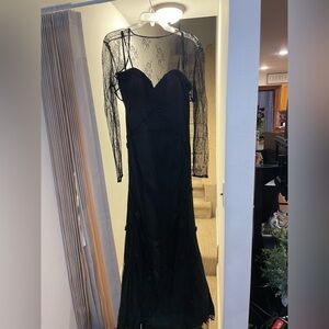 Elegant Black Lace Evening Gown